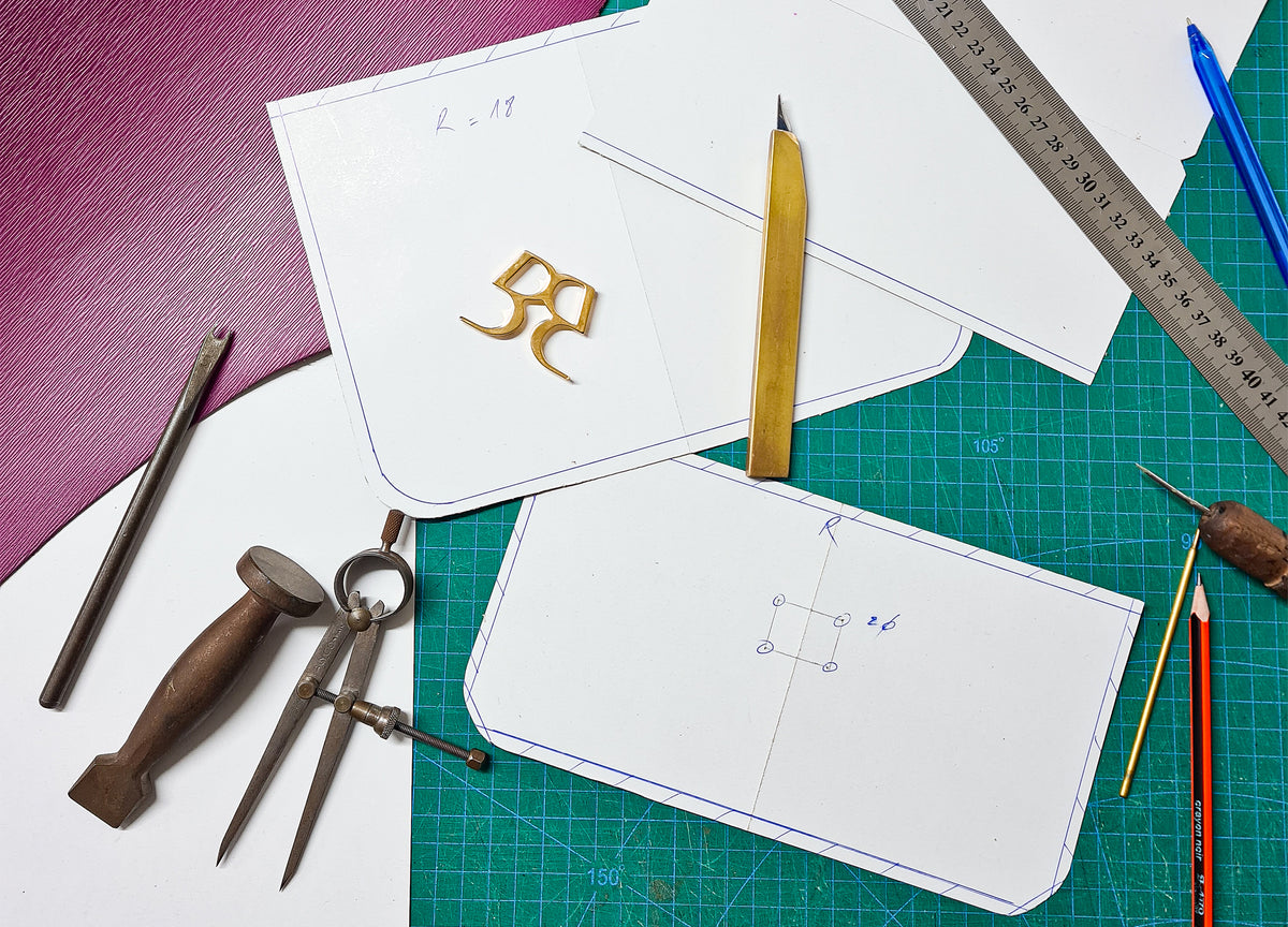 A LIVING SAVOIR-FAIRE